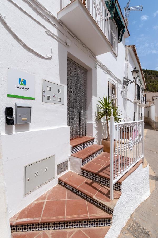 Vila Town House With Roof Terrace And Plunge Pool Alcaucín Exteriér fotografie