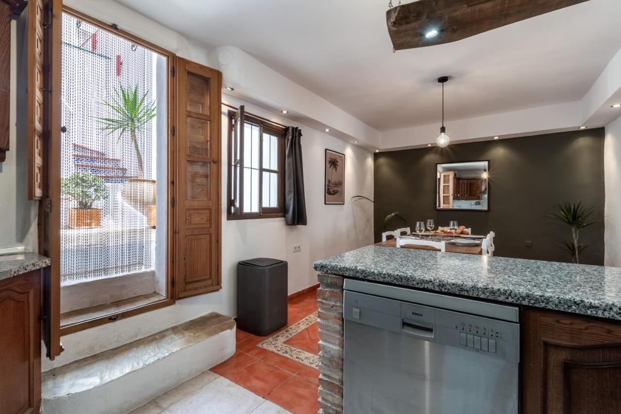 Vila Town House With Roof Terrace And Plunge Pool Alcaucín Exteriér fotografie