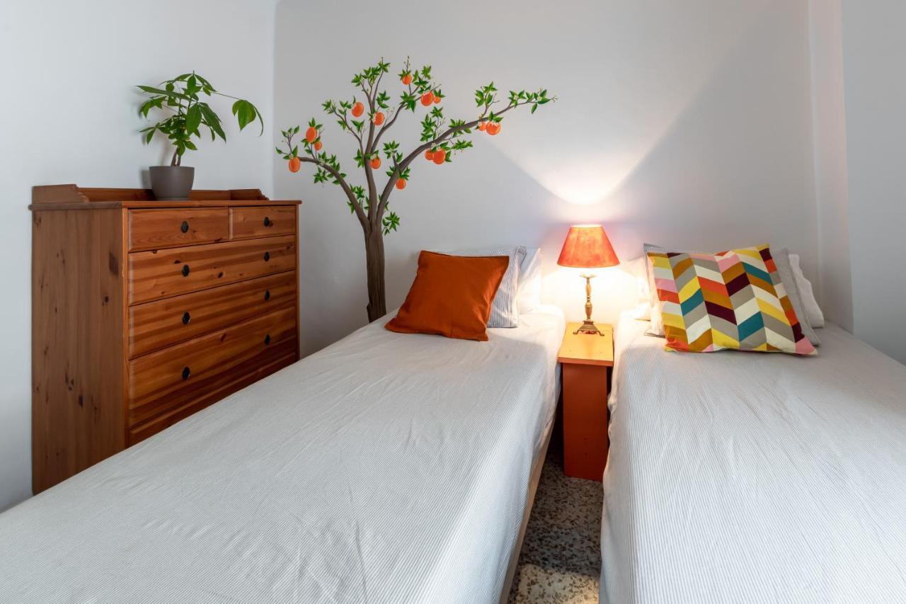 Vila Town House With Roof Terrace And Plunge Pool Alcaucín Exteriér fotografie