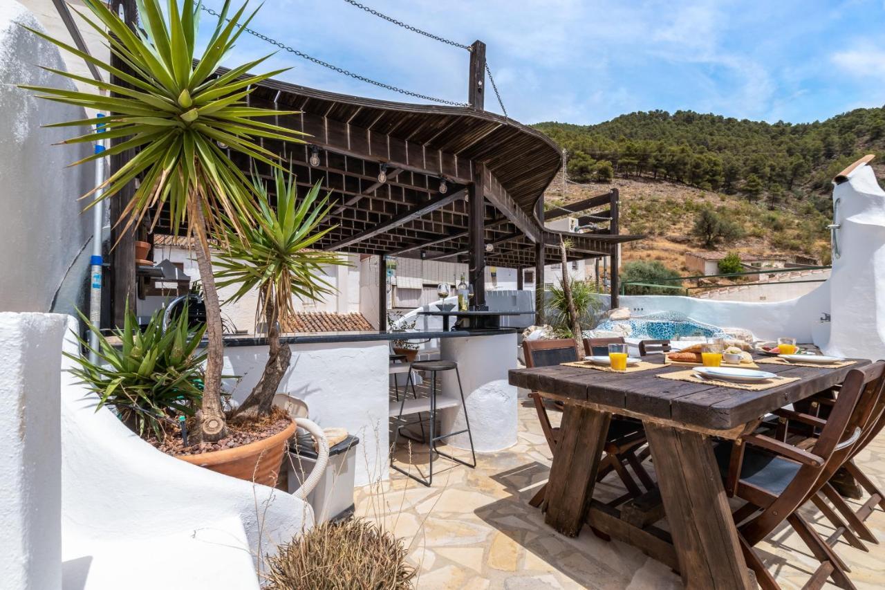 Vila Town House With Roof Terrace And Plunge Pool Alcaucín Exteriér fotografie