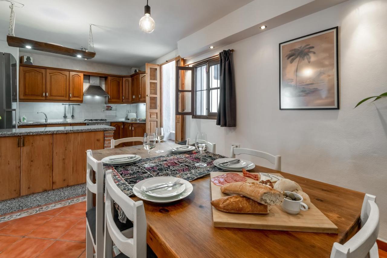 Vila Town House With Roof Terrace And Plunge Pool Alcaucín Exteriér fotografie