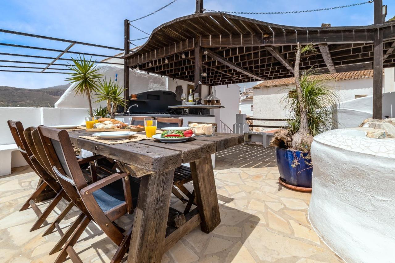Vila Town House With Roof Terrace And Plunge Pool Alcaucín Exteriér fotografie